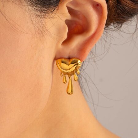HEART DRIPPING EARRINGS